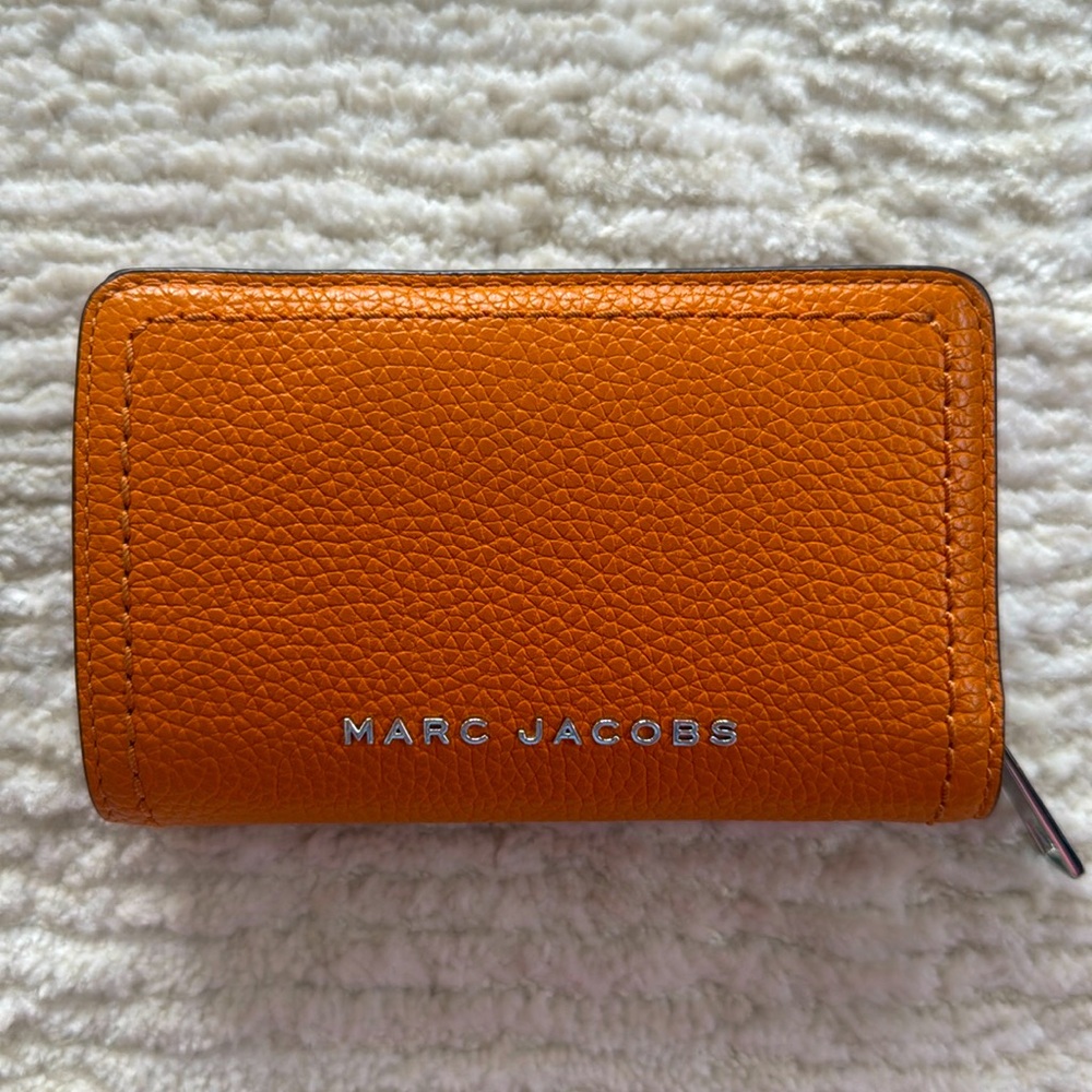 Marc Jacobs leather wallet
